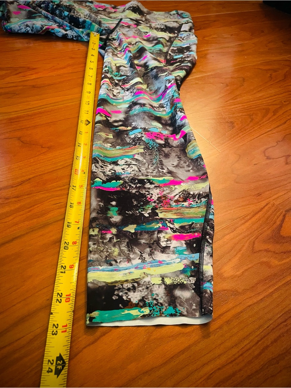 Lululemon Fast Free High-Rise 23" Crop Womens 8 Legging Paint Drift Multi Nulux - Picture 13 of 13